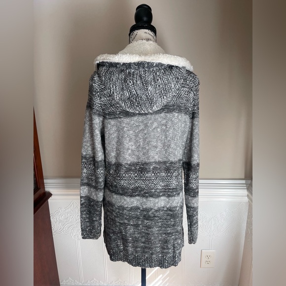 LETY & ME Dockerie Sherpa Trim Hooded Cardigan NWT - Picture 3 of 5
